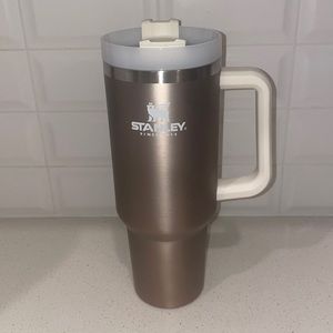 Stanley 40oz Quencher Rose Glow